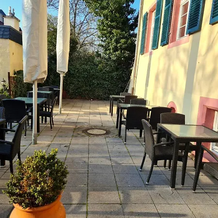 Hotel Am Schloss-3