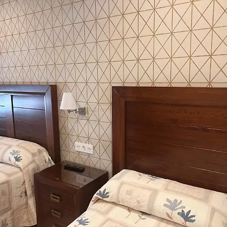 Hostal Avenida-2
