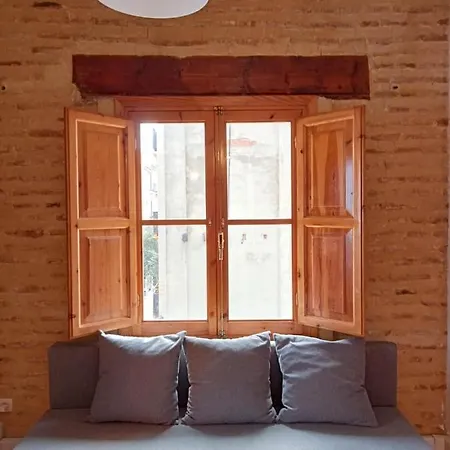 Apartamentos Con Encanto En Pleno Casco Antiguo Ron Valenciayole-2