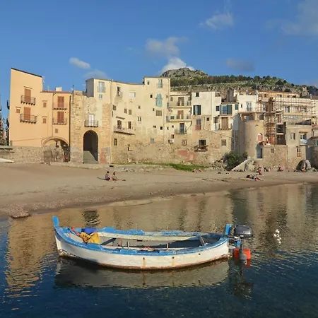 Luxury Suites Joy In Cefalu-2