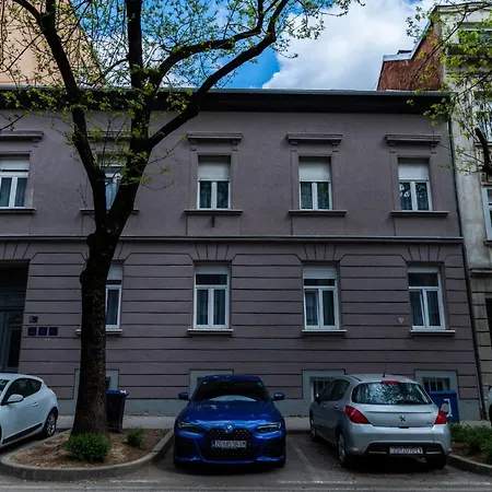 Dreamhouse7 Rooms-3