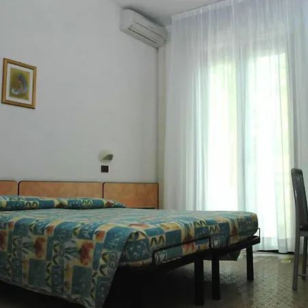 Hotel Mirella-3