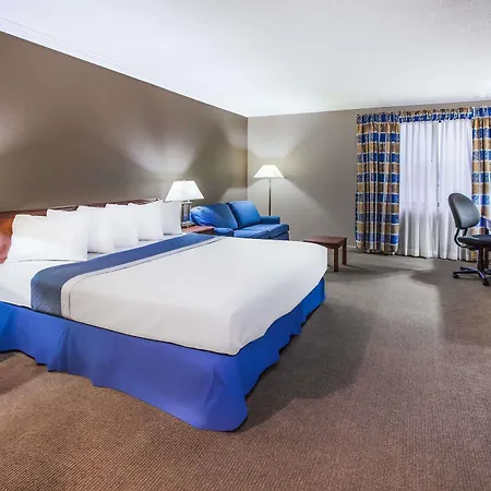 Days Inn By Wyndham Midland-2