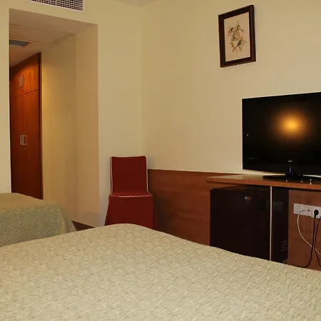 Hotel Flora Parc-3