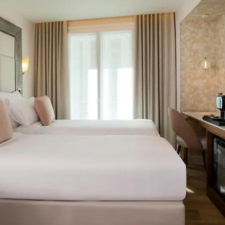 Hotel Des Champs-Elysees-3