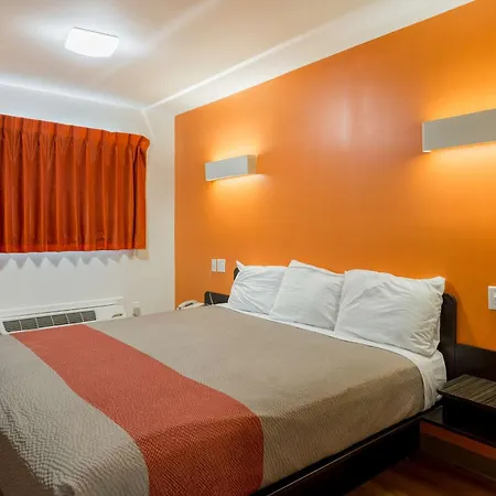 Motel 6-Greenville, Sc-3