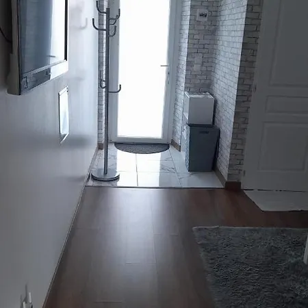 Studio privée Vesoul -Wifi,TV,Clim,Parking gratuit-2