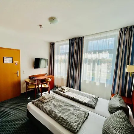 Hotel-Pension "Petridamm"-3