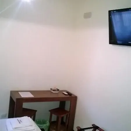 B&B Villa Dante - Policlinico-3