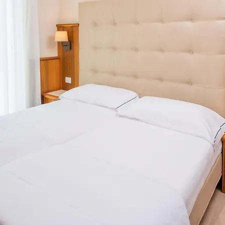 Hotel Centrale-3
