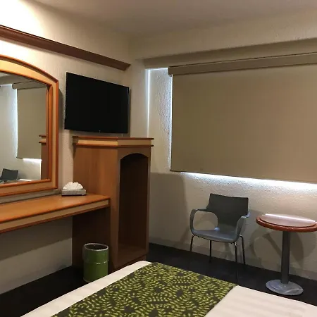 Hotel Aeropuerto-3