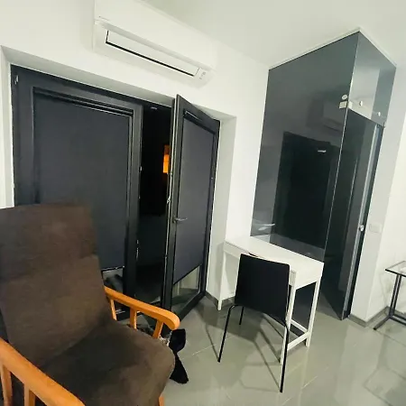 Ergosuites-3