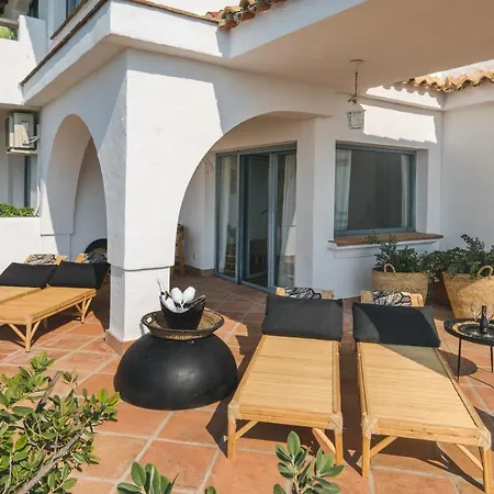 B&B Muse Marbella-3