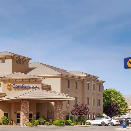 Comfort Inn At Convention Center-2