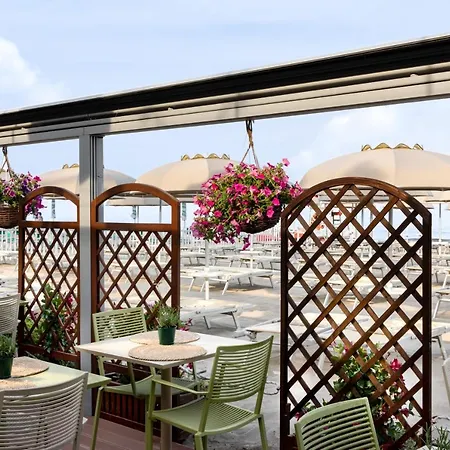 Grand Hotel Spiaggia-3
