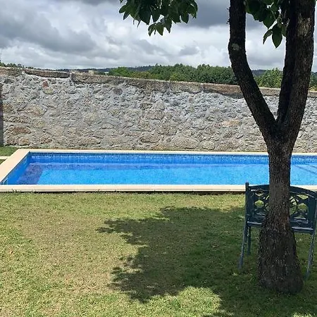 Casa Das Uveiras-3