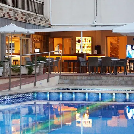Hotel Iris - Only Adults-3