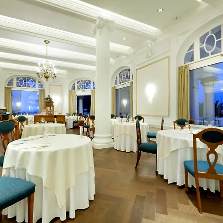 Eurostars Hotel Real-2