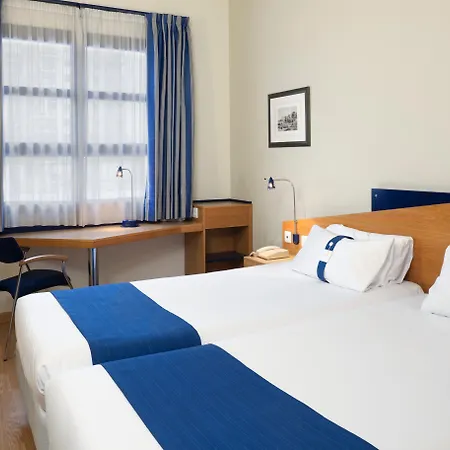 Holiday Inn Express Ciudad de las Ciencias, an IHG Hotel-2