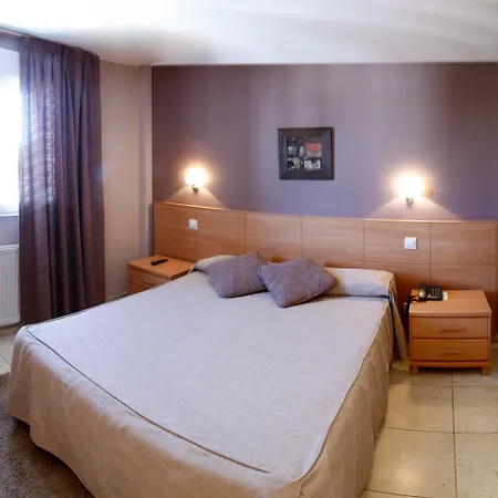 Hotel Apartamentos Ciudad de Lugo-2
