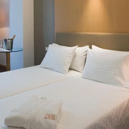 Central Hotel-2