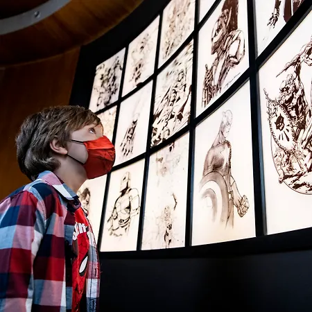 Disney Hotel New York - The Art Of Marvel-3
