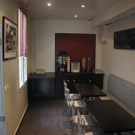 Hôtel D'Anjou-3