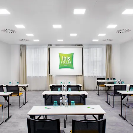 Ibis Styles Budapest City-3