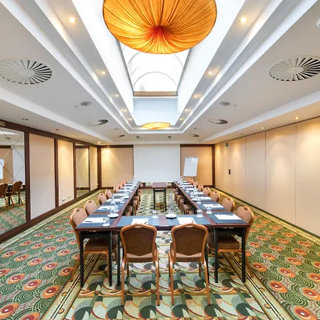 Lindner Hotel Prague Castle, Part Of Jdv By Hyatt-2