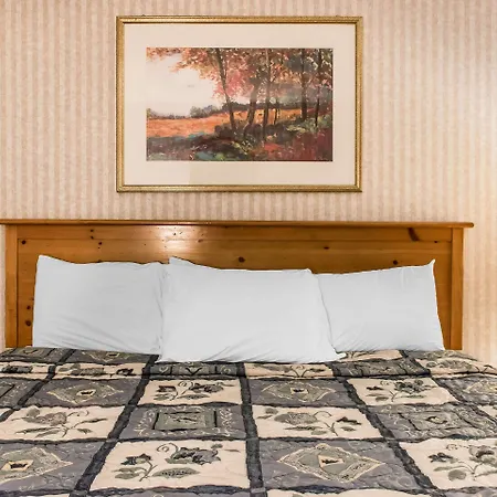 Rodeway Inn Amish Country-2