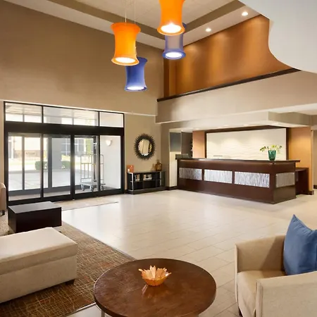 Townhome Inn & Suites-3