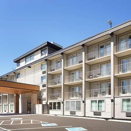 Country Inn & Suites Downtown Convention Center By Radisson, Gatlinburg, Tn-2