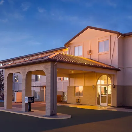 Super 8 By Wyndham Holbrook-3