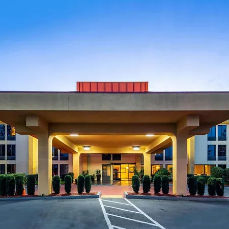 Oakland Airport Arena Hotel-2