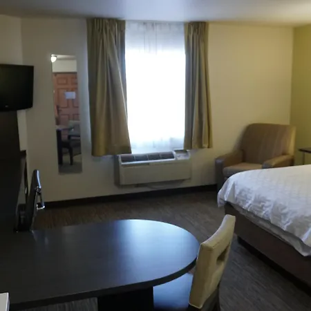 Candlewood Suites Tulsa-3