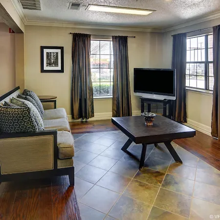 Quality Inn & Suites Weatherford-3