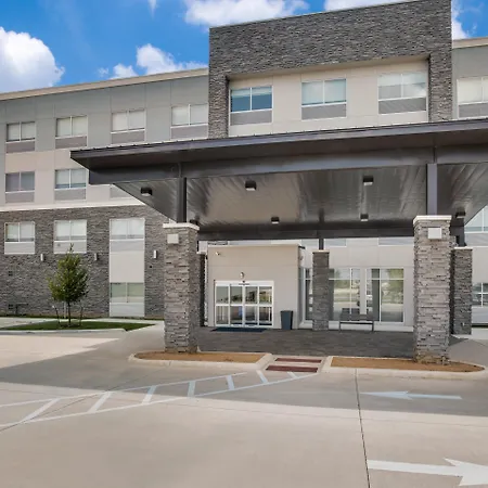 Hilton Garden Inn Denton-3