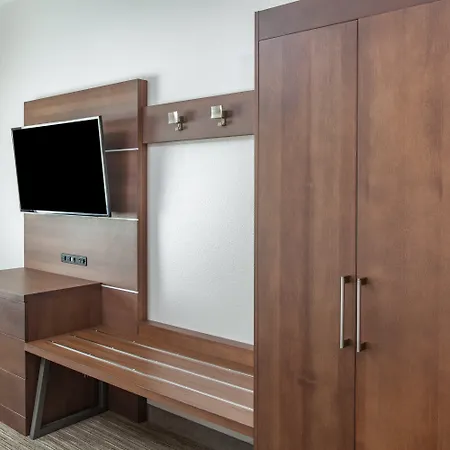 Holiday Inn Express & Suites Texarkana By Ihg-3
