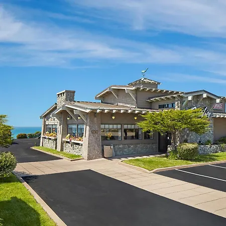 Cavalier Oceanfront Resort-2