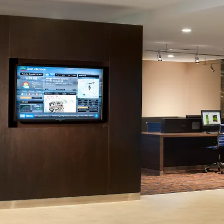 Courtyard By Marriott Fort Myers Cape Coral-2
