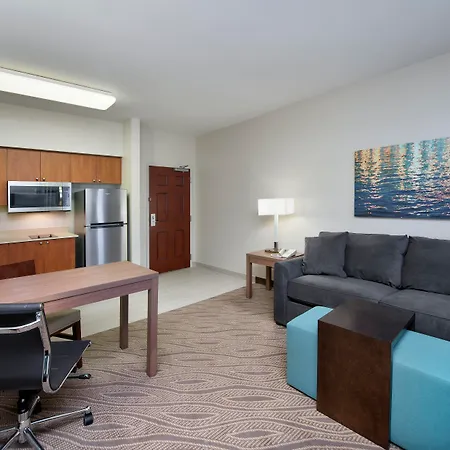 Hawthorn Extended Stay By Wyndham Naples-3