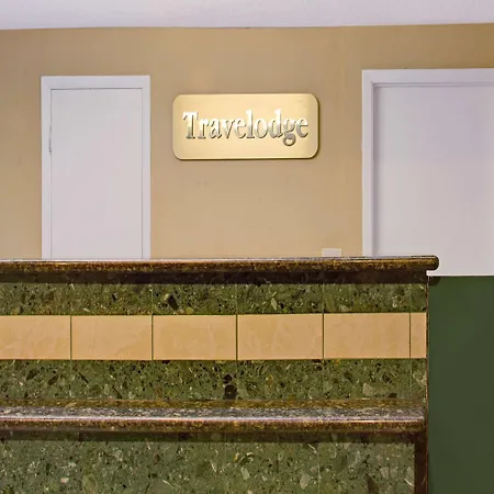 Travelodge By Wyndham Fort Lauderdale-2