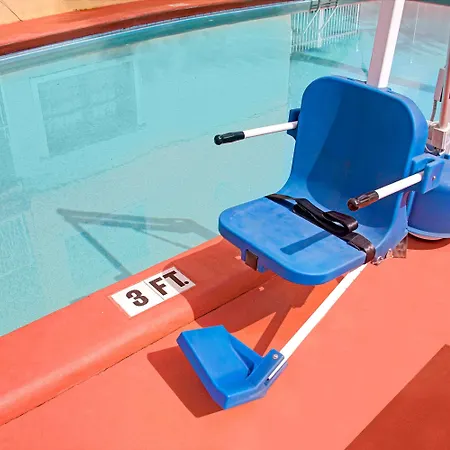Travelodge By Wyndham Fort Lauderdale-3