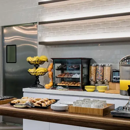 Doubletree By Hilton Hotel Miami Airport & Convention Center-2