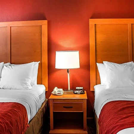 Quality Inn Lima Northeast-2