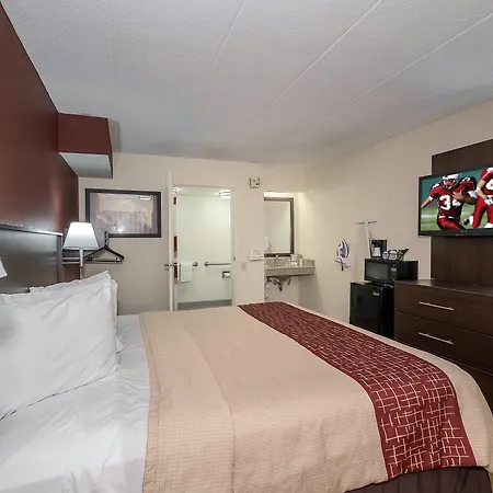 Red Roof Inn Toledo - Maumee-3