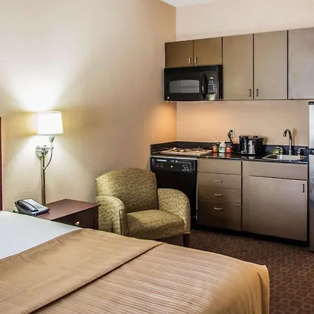 Quality Inn & Suites Peoria North-3