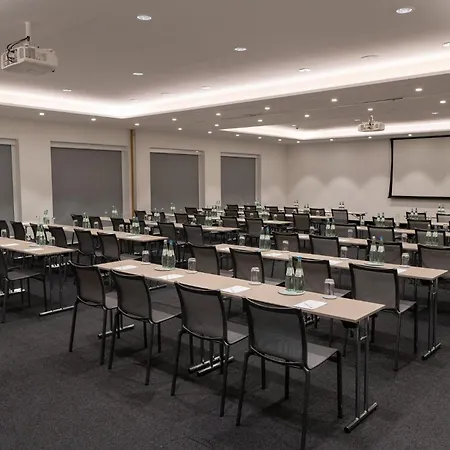 Holiday Inn Munich - Leuchtenbergring By Ihg-3
