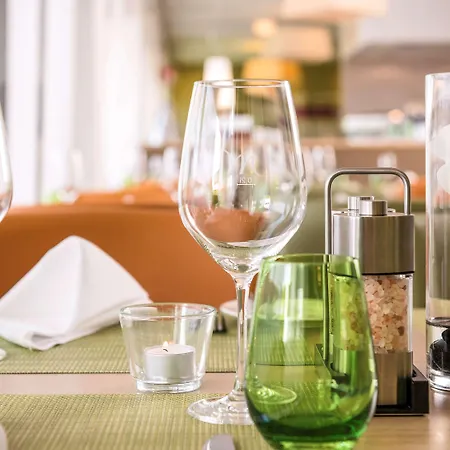 Mercure Hotel Duesseldorf Airport-3