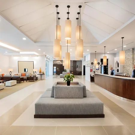 Holiday Inn Express Dubai Safa Park By Ihg-3